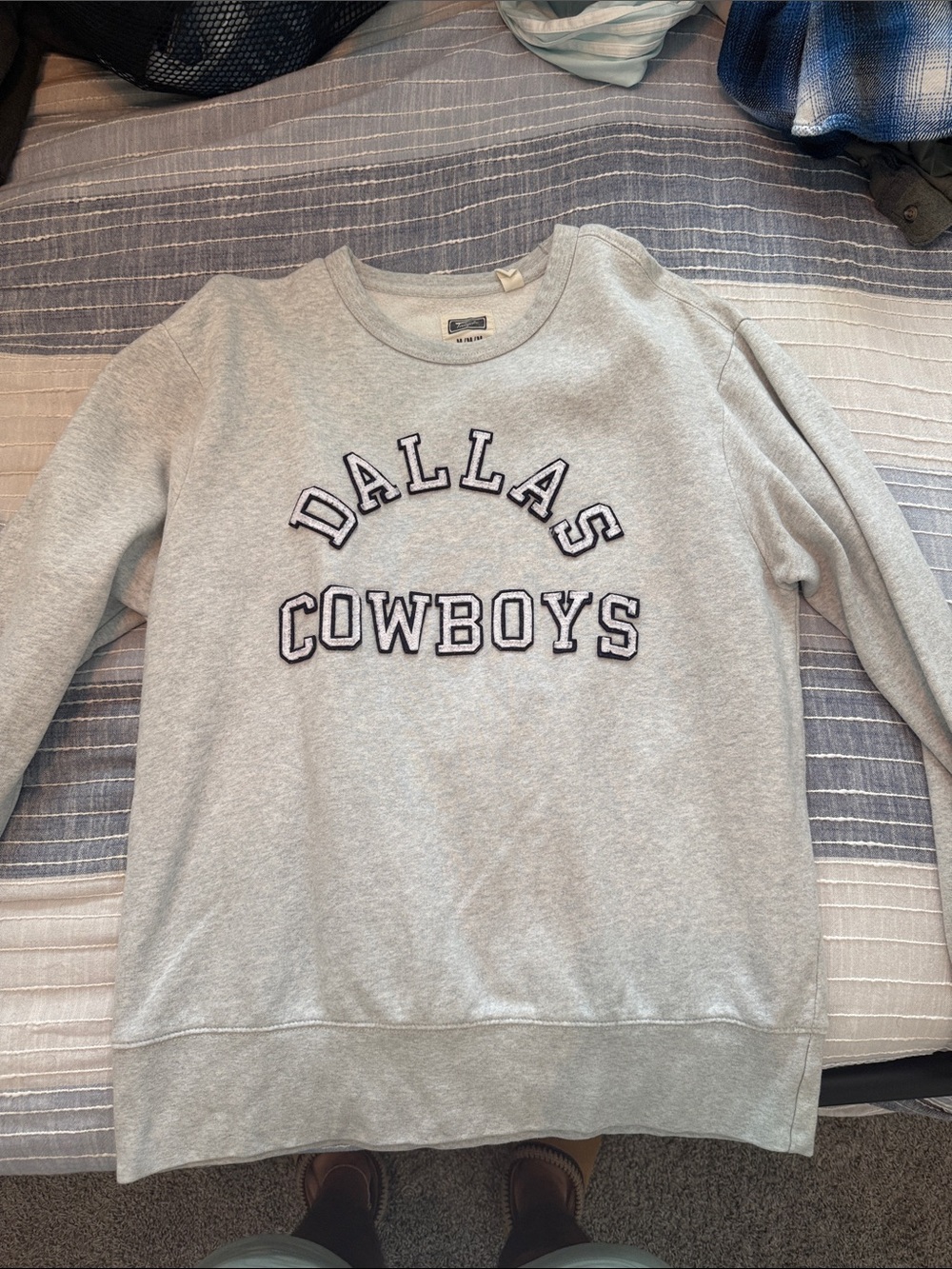 American Eagle Outfitters Gray Crewneck Sweatshirt with Navy Trim Lettering